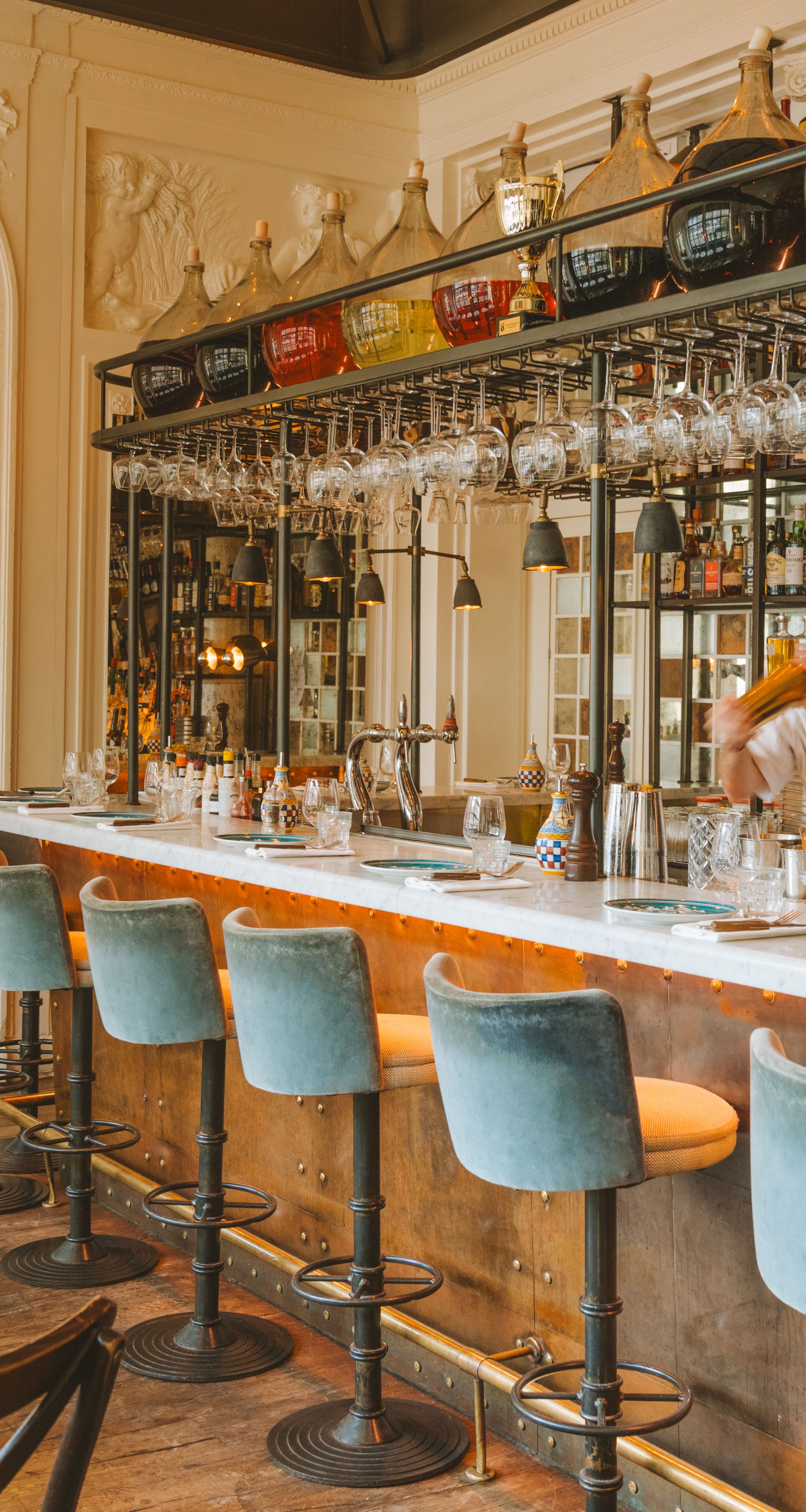 Big Mamma · Italian restaurants con molto amore